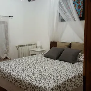 Il Borgo Dei Pini Vinci