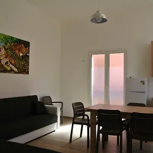 https://casa-vacanza-la-pergola.sicilyhotelsitaly.net