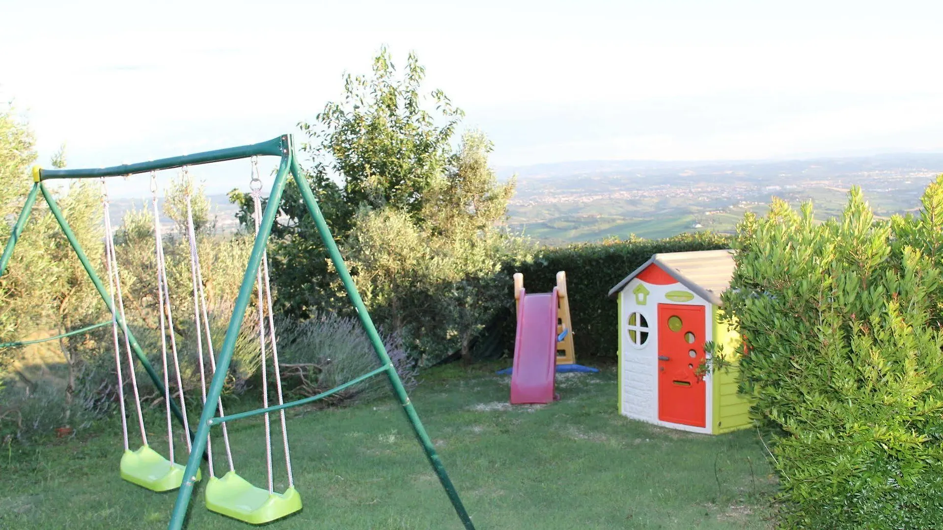 Colle Da Vinci Villa Farm stay
